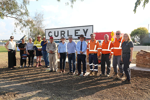 The-unveiling-of-the-Gurley-sign.jpg